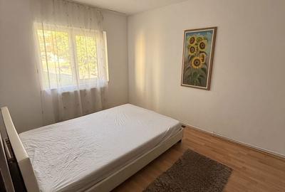 Apartament cu 2 camere în Micro 16 - 1