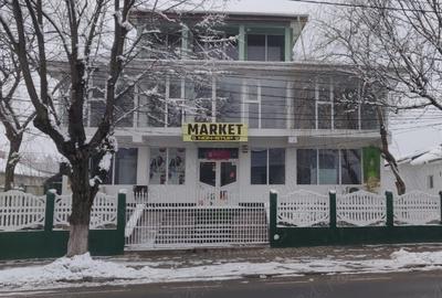 Spațiu comercial, de 177 mp, în Central