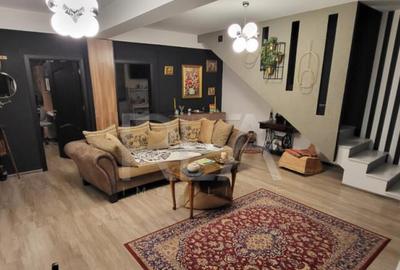 Casă cu 7 camere cu Teren 328 Mp în Central