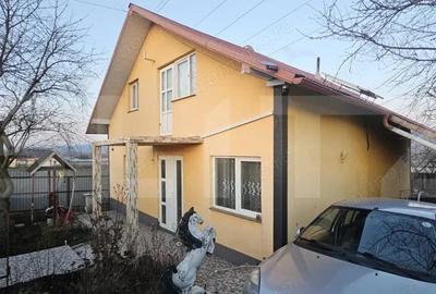 Casă cu 5 camere cu Teren 700 Mp în Grajduri - 6