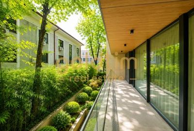 Apartament cu 2 camere semidecomandat, mobilat în Primăverii