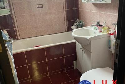 Apartament cu 3 camere decomandat în Central - 4