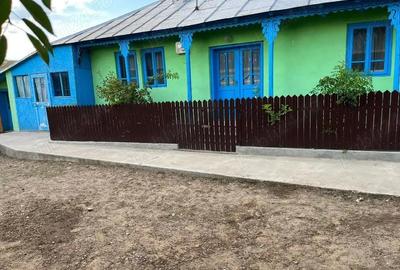 Casă cu 2 camere cu Teren 3000 Mp în Central - 5