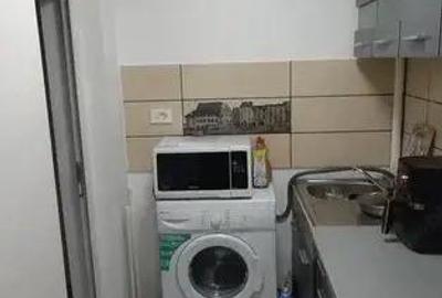 Garsonieră decomandată în Central - 2