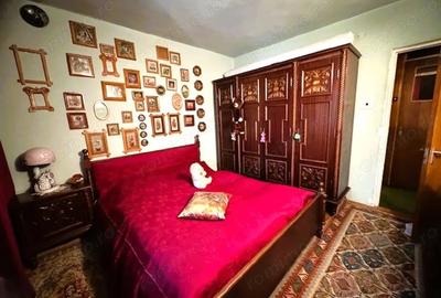 Apartament cu 4 camere decomandat în Central