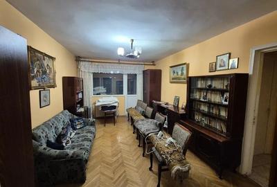 Apartament de 2 camere, zona Podu Ros - 2
