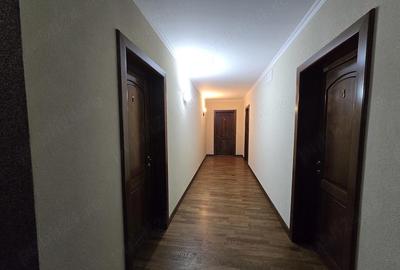 Casă cu 4 camere cu Teren 420 Mp în Central - 3