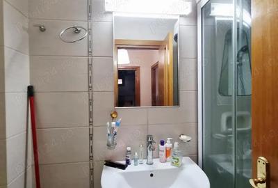 Apartament cu 3 camere decomandat, mobilat în Central - 4