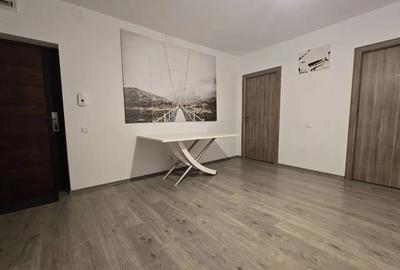 Spațiu comercial, de 77 mp, în Florești - 2