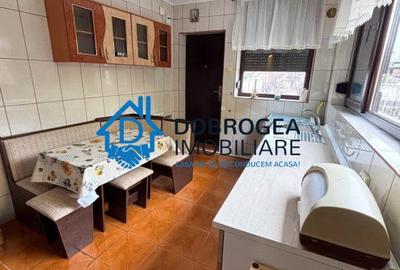 Casă cu 4 camere cu Teren 783 Mp în Păcii - 13