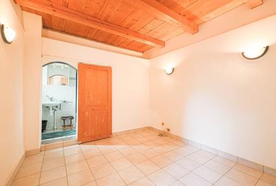 Casă individuală cu 5 camere cu Canalizare în Grădiște - 15