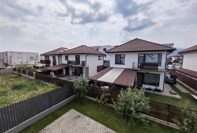 Casă individuală cu 4 camere cu Canalizare în Periferie - 33