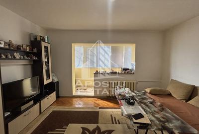 Apartament cu 2 camere semidecomandat, mobilat în Complex Studențesc - 7