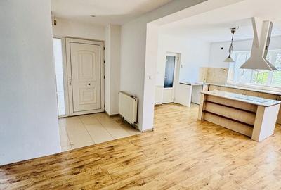 Casă cu 5 camere cu Teren 500 Mp în Central - 7