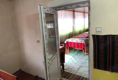 Casă cu 5 camere cu Teren 2594 Mp în Central - 7