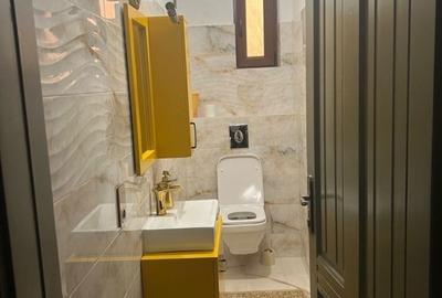 Casă cu 5 camere cu Teren 628 Mp în Titulescu - 15