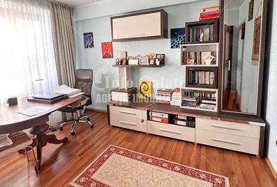 Apartament cu 3 camere decomandat în Central - 8