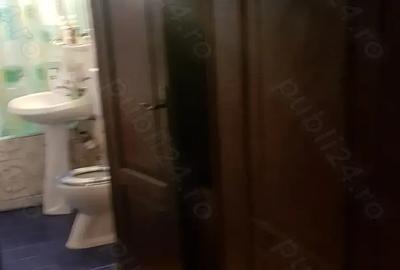 Apartament cu 3 camere decomandat în UTA