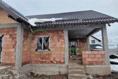 Casă cu 3 camere cu Teren 600 Mp în Sărata - 5
