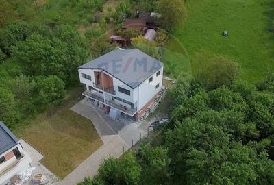 Duplex cu 4 camere cu Teren 226 Mp în Chinteni - 4