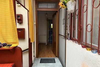 Apartament cu 3 camere semidecomandat în Central - 5