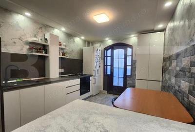 Apartament cu 4 camere decomandat în Central - 6