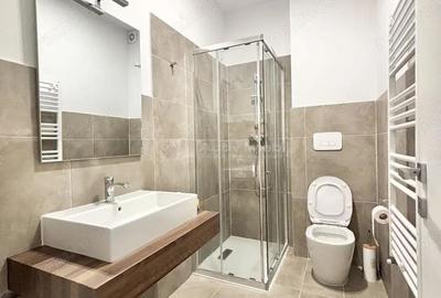 Apartament cu 3 camere decomandat în Ultracentral