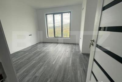 Casă cu 3 camere cu Teren 1100 Mp în Central - 5