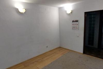 Casă cu 4 camere în Central - 13