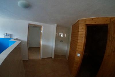 Casă cu 5 camere cu Teren 1585 Mp în Central - 6