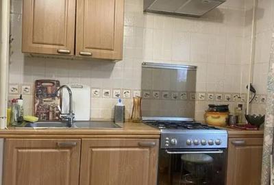 Garsoniera in zona Izvor - 2