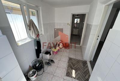 Duplex cu 3 camere cu Canalizare în Plopi - 14