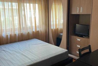 Apartament cu 3 camere semidecomandat în Polivalentă - 12
