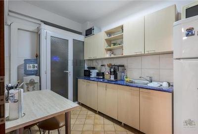 Apartament cu 4 camere decomandat, mobilat în Arcul de Triumf - 12
