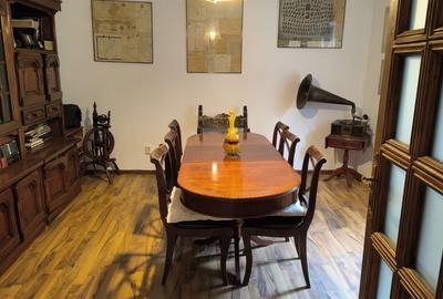 Casă cu 4 camere cu Teren 253 Mp în Central - 1