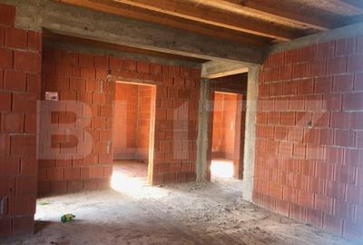 Casa la Rosu in centru Viile Satu Mare - 12