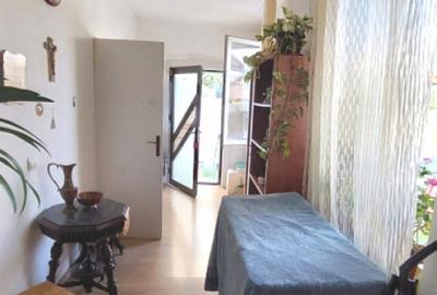 Casă cu 4 camere cu Canalizare în Piața Cluj - 1