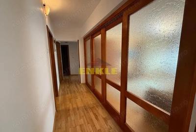 Apartament 4 camere 92 mp utili Zona Bazar - 6