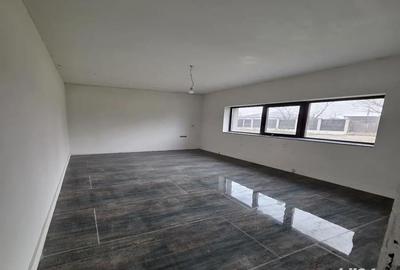 Casă cu 4 camere cu Teren 1700 Mp în Școlilor - 13