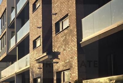 Apartament cu 3 camere decomandat în Central - 1