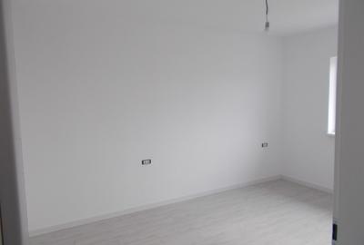 Duplex cu 4 camere cu Teren 328 Mp în Peciu Nou - 7