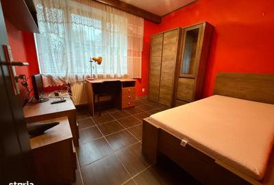 Apartament cu 4 camere în Central - 1