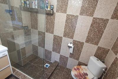 Casă cu 4 camere cu Teren 1000 Mp în Central - 8