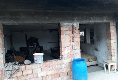Casă cu 7 camere cu Teren 1764 Mp în Câmpulung la Tisa - 3