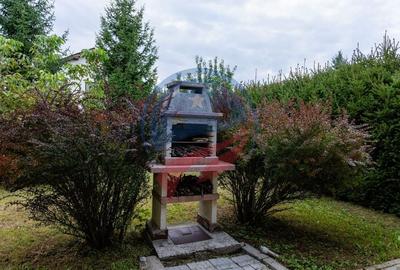 Vila superba cu cinci camere zona centrala - 7