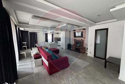 Casă cu 6 camere cu Teren 7661 Mp în Măneciu - 2