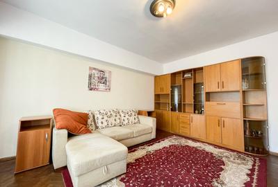 Apartament cu 3 camere semidecomandat, mobilat în P-ța Unirii - 3