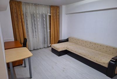 Apartament cu 2 camere semidecomandat, mobilat în Apărătorii Patriei