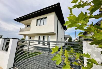 Casă cu 5 camere cu Teren 334 Mp în Berceni