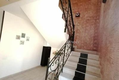 Casă cu 7 camere cu Teren 400 Mp în Domnești - 7